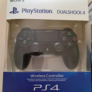 Геймпад DualShock 4
