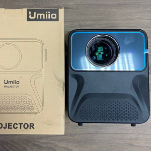 Мобильный проектор UMIIO