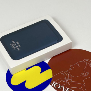 Кошелёк Leather Wallet MagSafe для Iphone